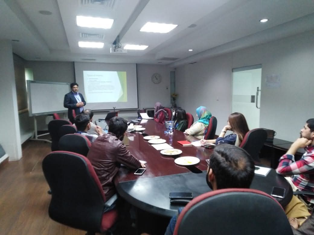 University IPM Course — photo 2